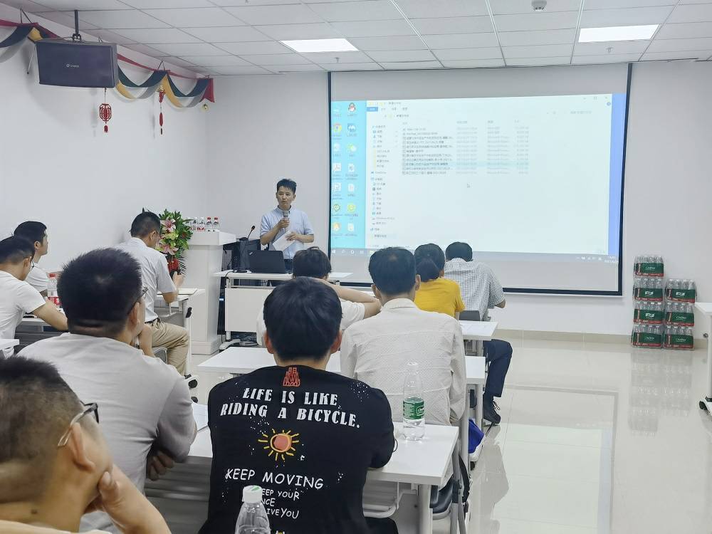 南京凌峰网络应用开发有限公司药业技术交流会 (3) - 副本.jpg